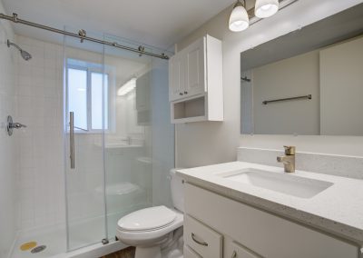 2br1ba 5 bathroom